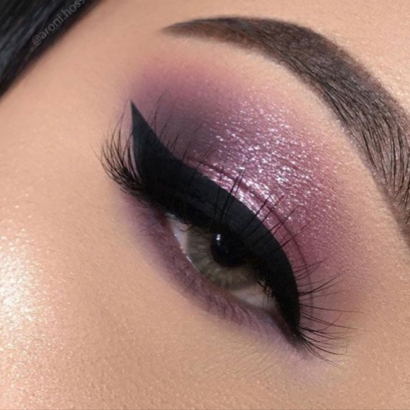 MAC Dazzleshadow Can't Stop Don't Stop Dazzleshadow (Metallic Purple Shimmer) - Picture 7 of 17